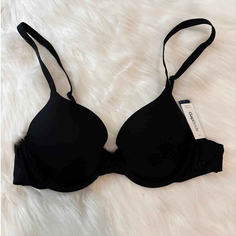 GapBody NWT Black Lightly Lined Everyday T-Shirt Bra Size 36A